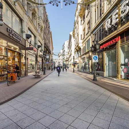 Bpr Waldorf Wooden * Budapest