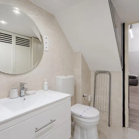 Bpr Waldorf Wooden Apartment Budapest