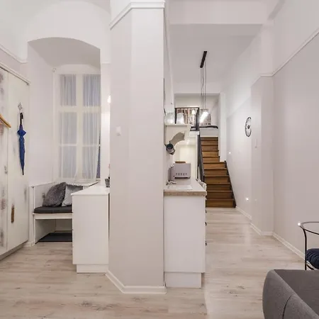 Bpr Waldorf Wooden Apartment *